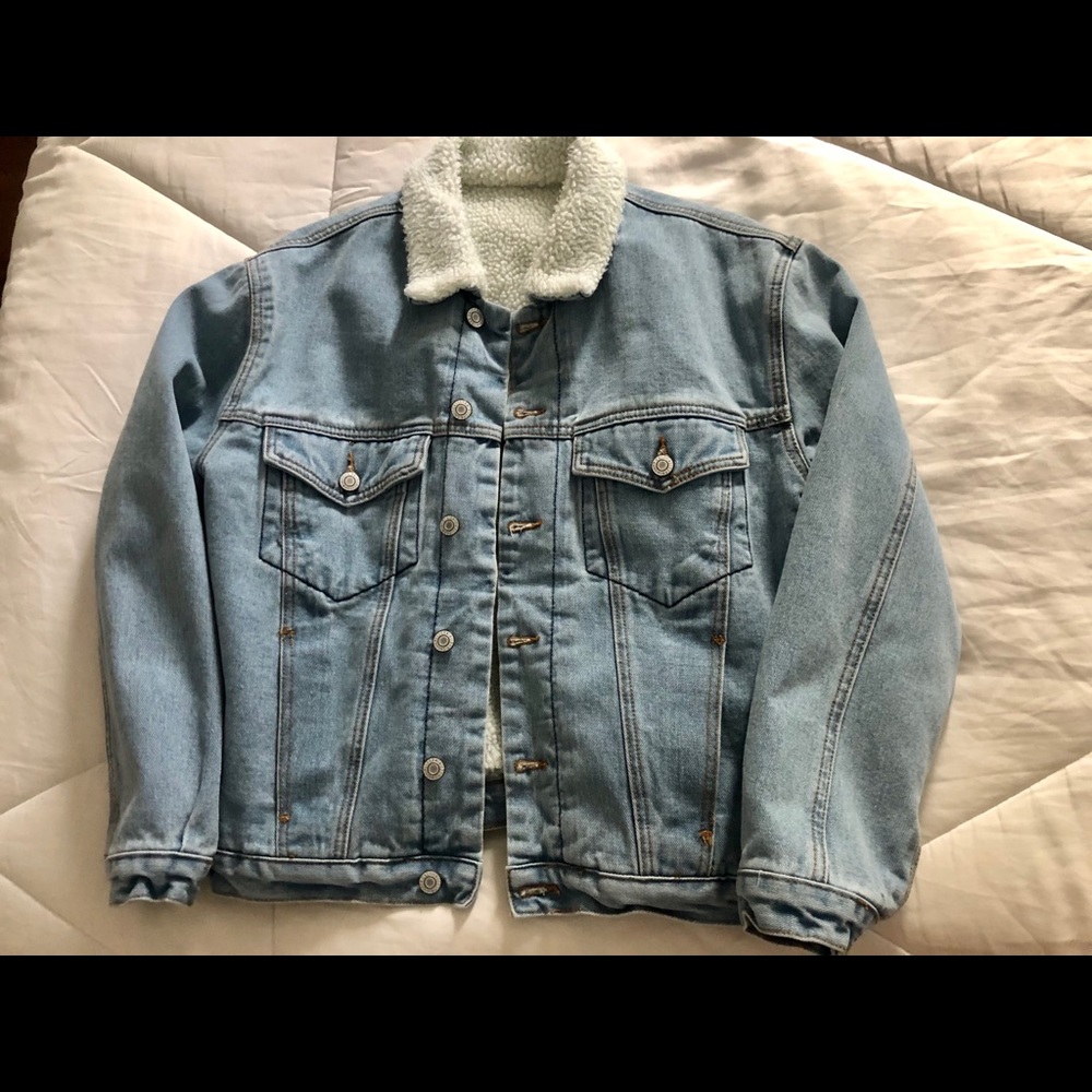 Denim jacket with Sherpa lining